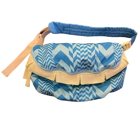 Ivivva Back Pack - Picture 2 of 5